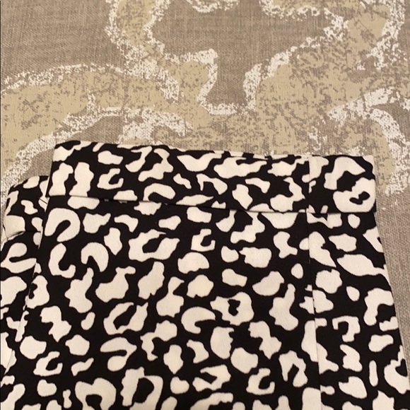 NWT Cropped Black and White Slacks - Picture 5 of 5
